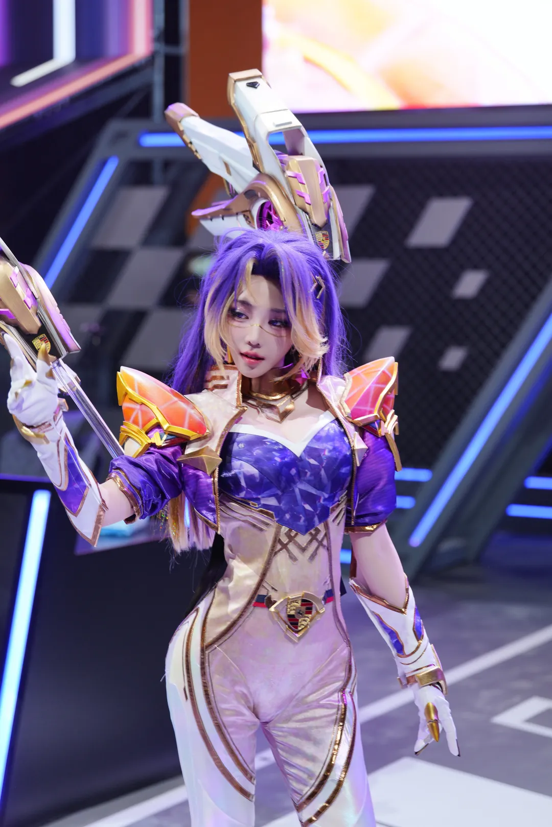 【卡莎cos】英雄联盟手游机甲战衣与天崩开局 - 第 8 张