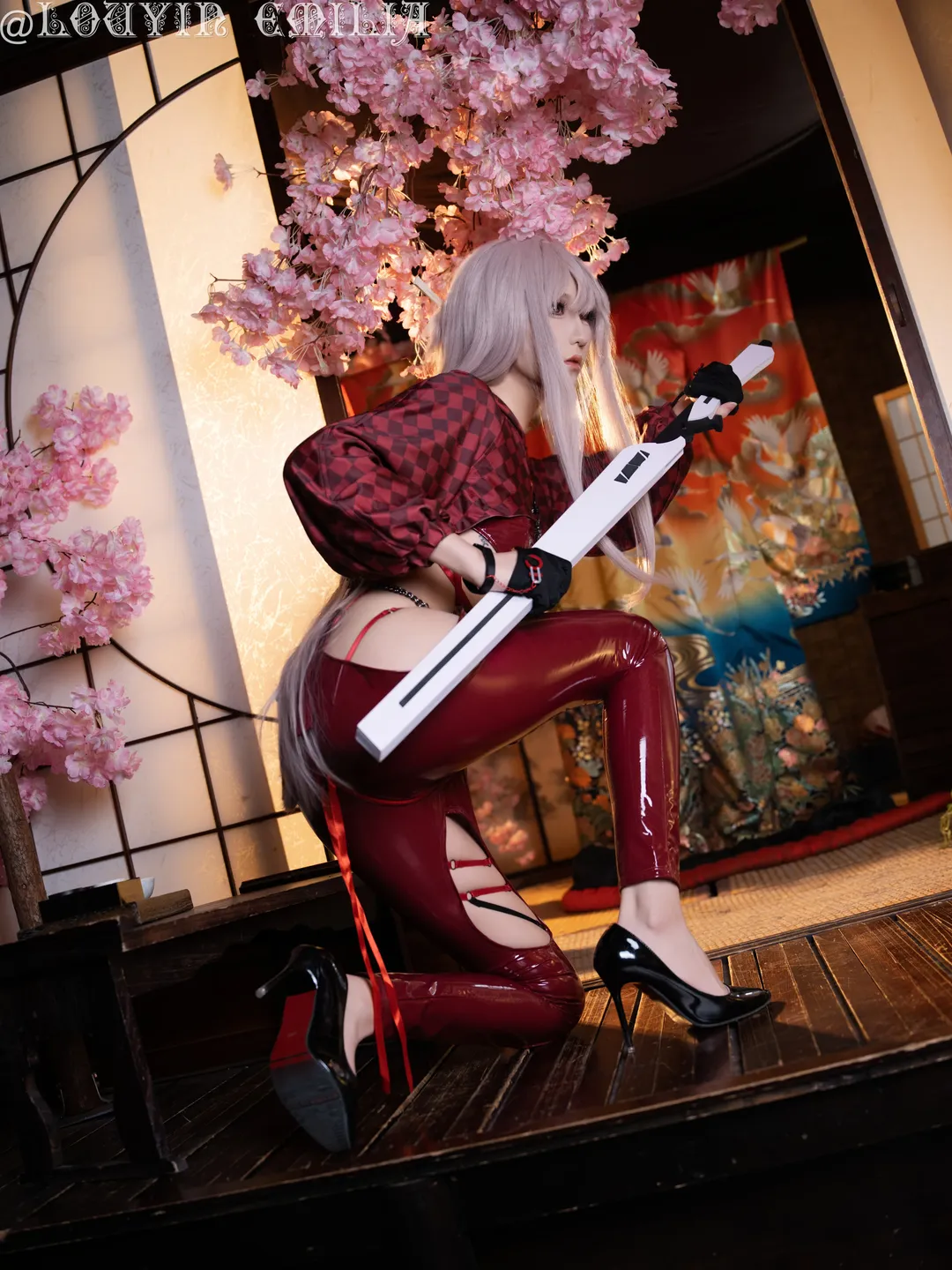 【紅蓮cos】勝利女神，紅色膠衣與和風之刃 - 第 4 張