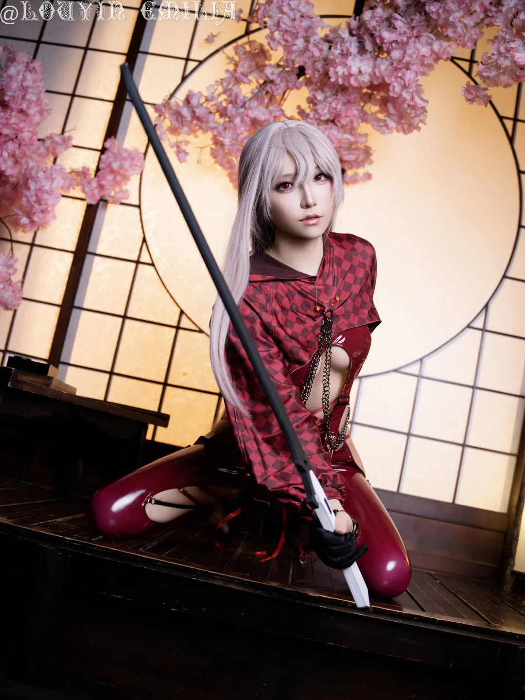 【紅蓮cos】勝利女神，紅色膠衣與和風之刃 - 第 5 張