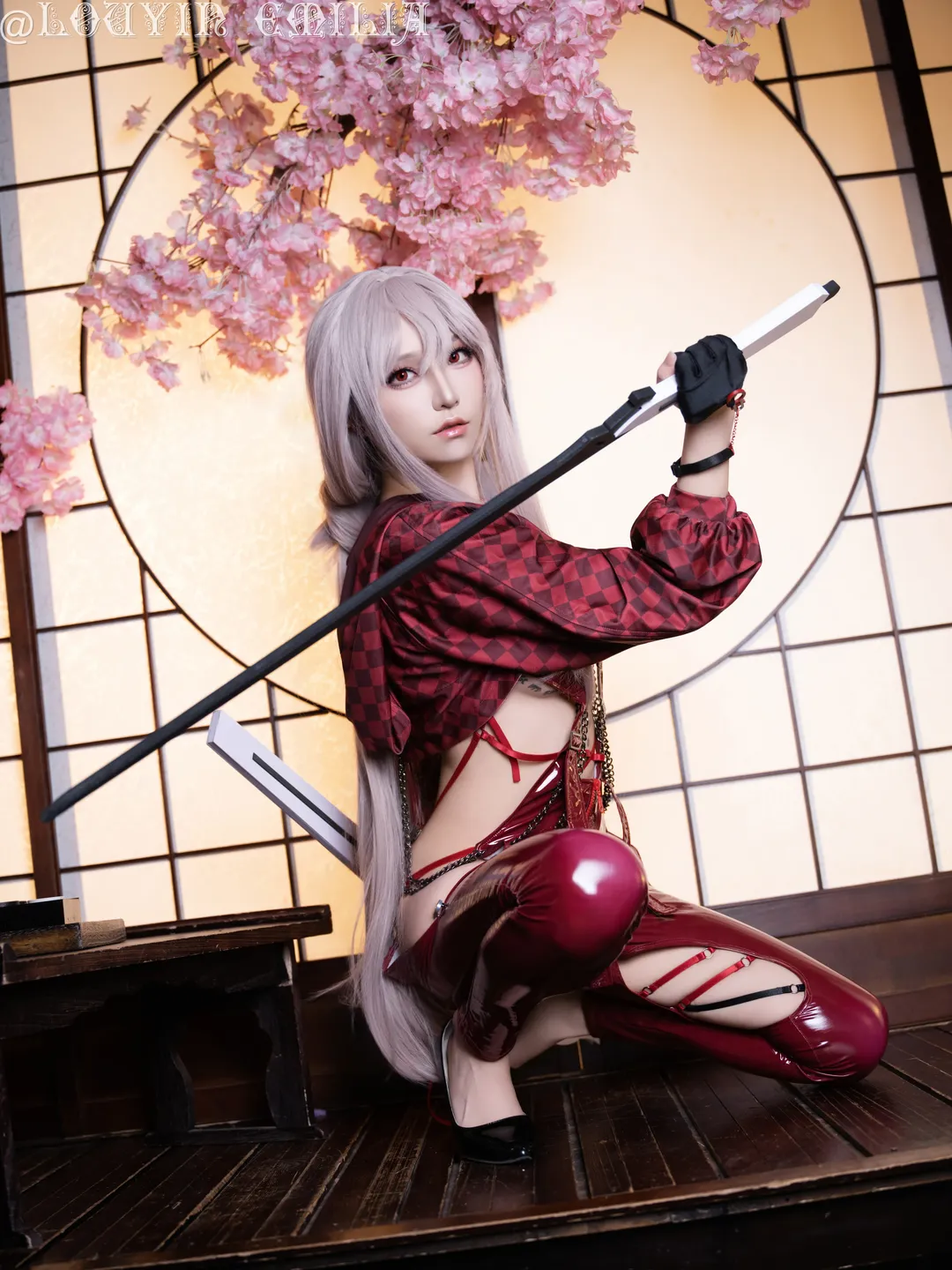 【紅蓮cos】勝利女神，紅色膠衣與和風之刃 - 第 6 張