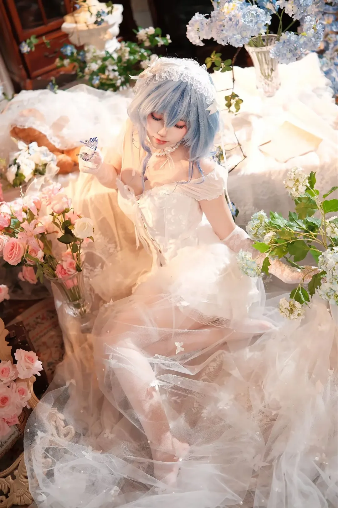 蓝发少女的花房白纱梦境 蕾丝婚纱私设写真 - 第 1 张