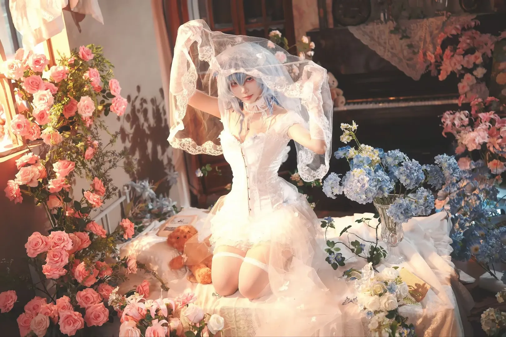 藍髮少女的花房白紗夢境 蕾絲婚紗私設寫真