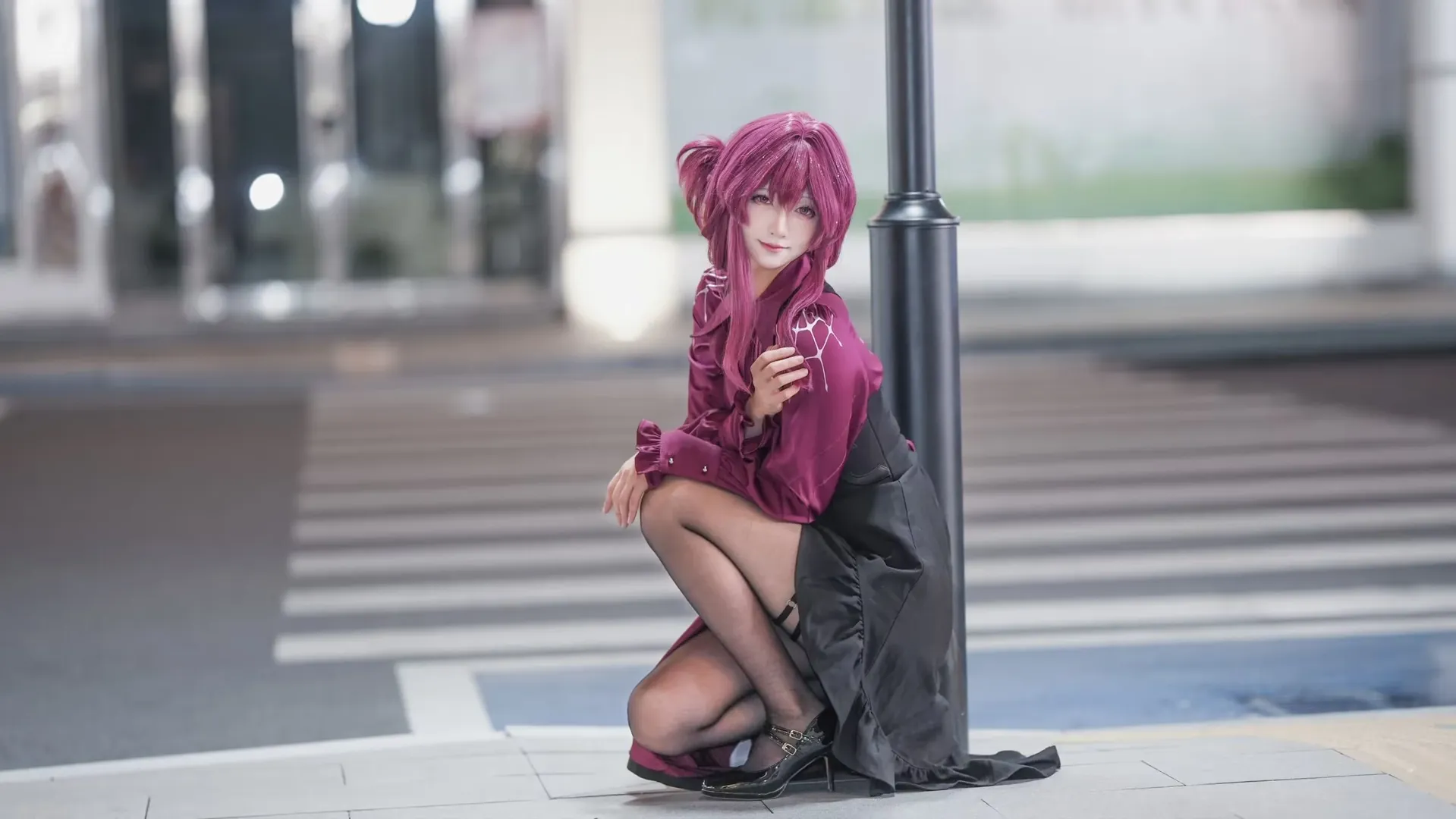 【卡芙卡cos】崩壞星穹鐵道夜街私服氛圍感 - 第 2 張