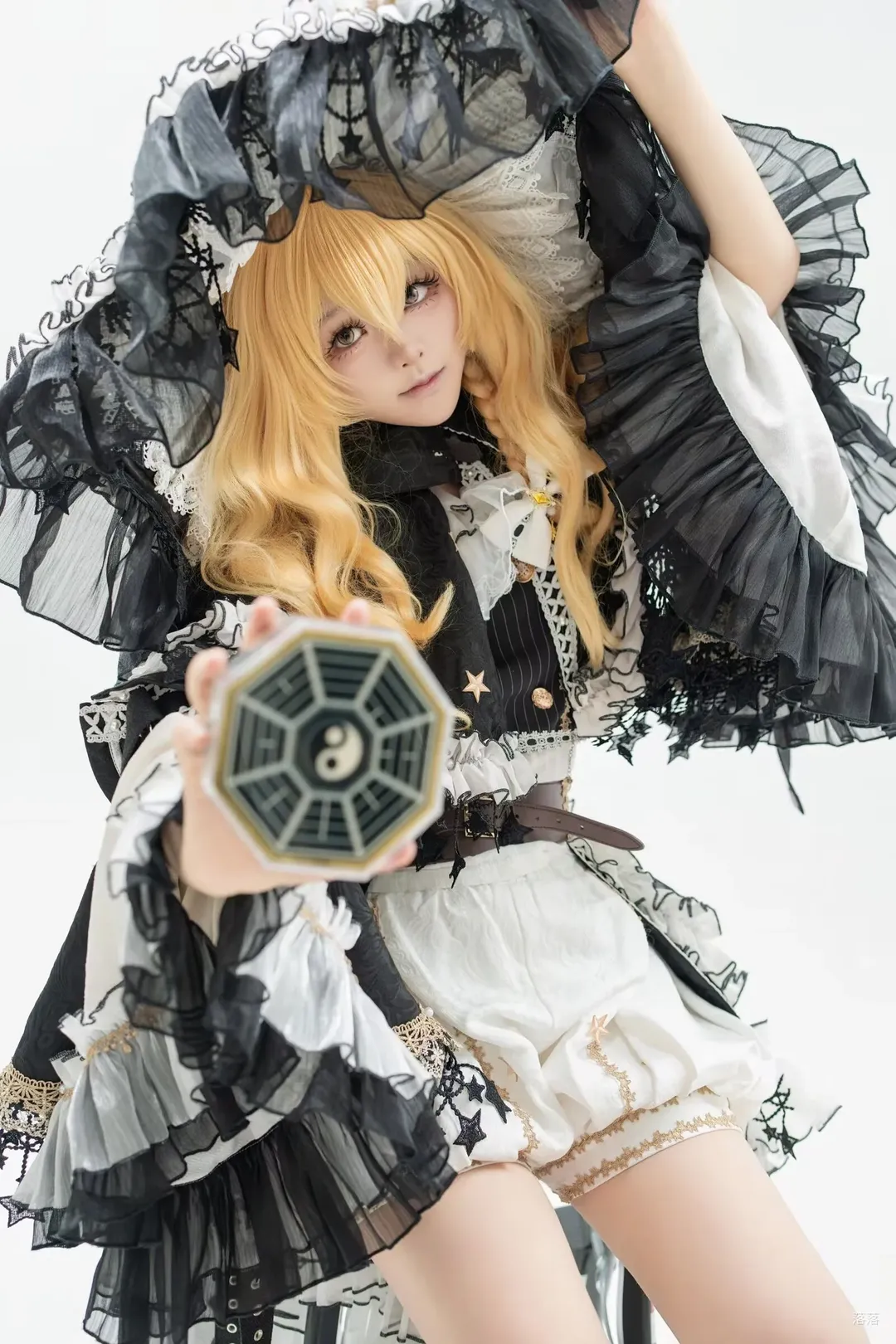 【雾雨魔理沙cos】白棚光影下的自由魔法使 - 第 5 张