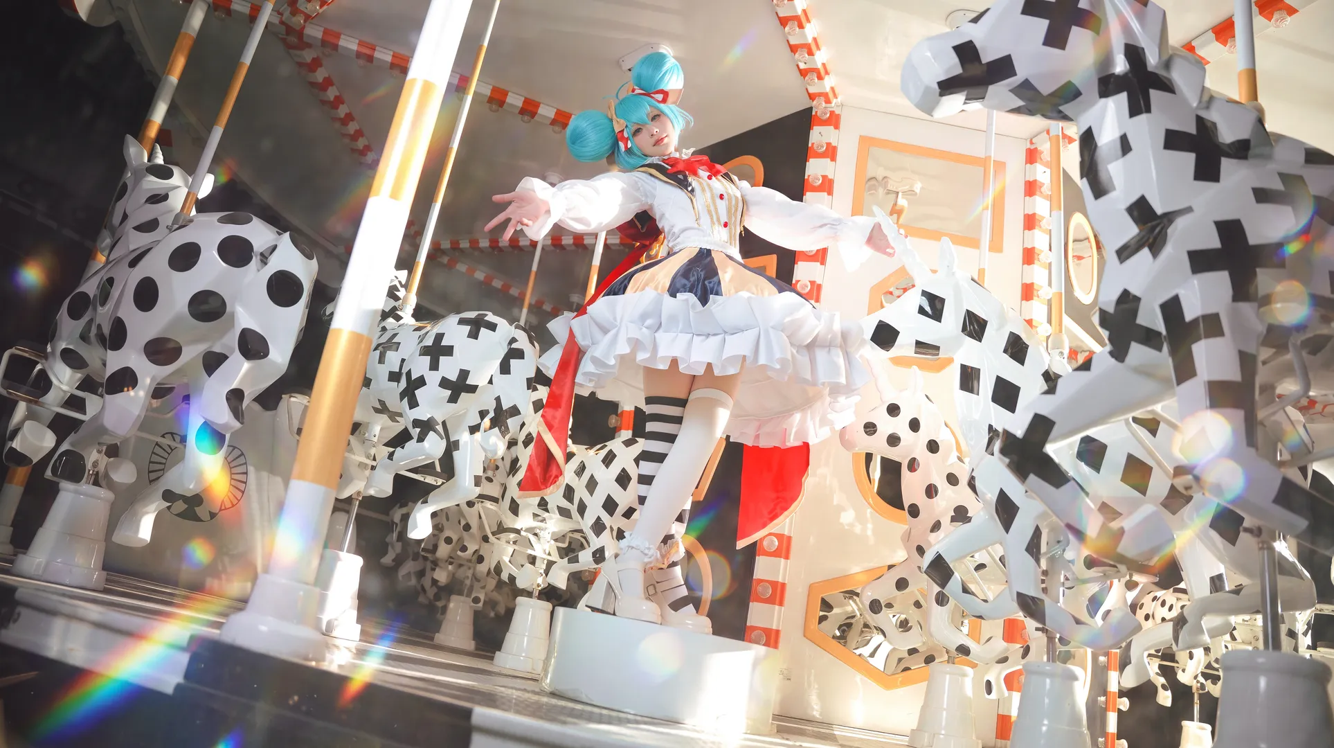 【初音未來cos】旋轉木馬上的二次元狂歡 - 第 2 張