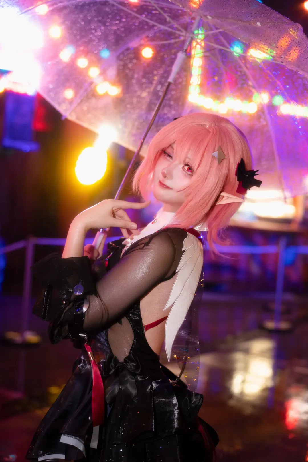 【蕾米埃尔cos】绝区零雨夜里的黑色天使 - 第 7 张