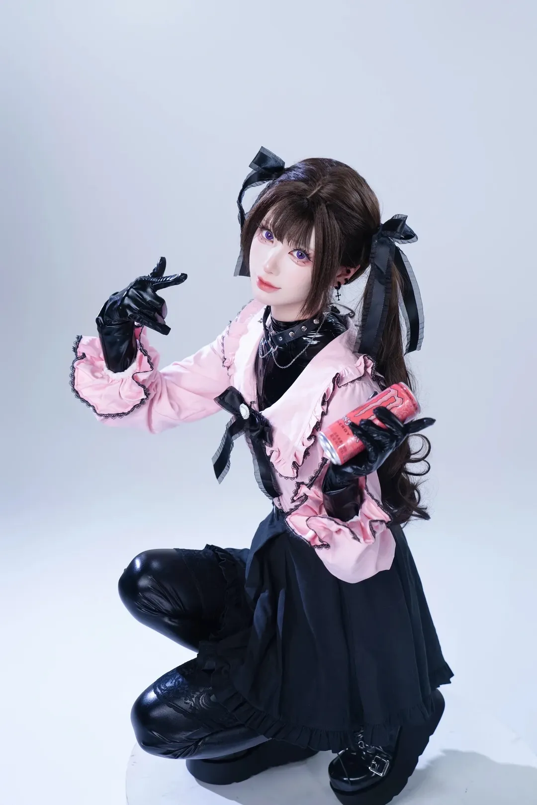 【黑川美羽cos】最小S碼的膠衣大貨，大腿褶皺到底怎麼救 - 第 2 張