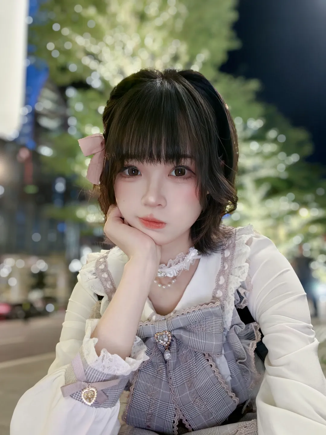 穿lizlisa蕾系格紋拍夜景正片，沒踩點也能出片 - 第 3 張