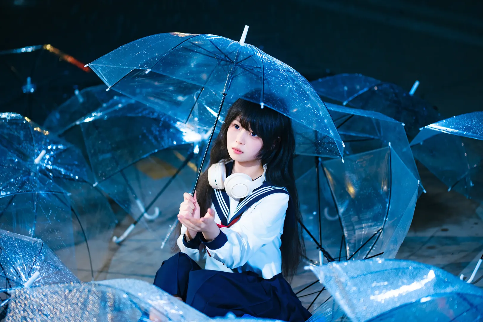 雨夜天台的水手服情绪风写真 - 第 6 张