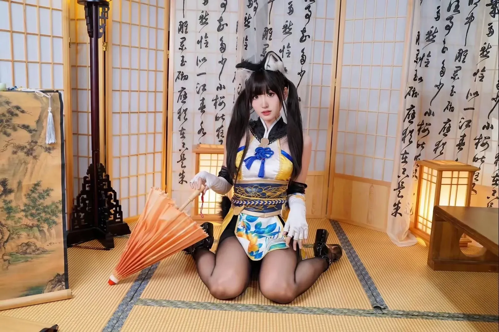 【胡桃cos】永劫無間土御門胡桃，粉白羽衣與和風黑絲的多樣呈現 - 第 6 張
