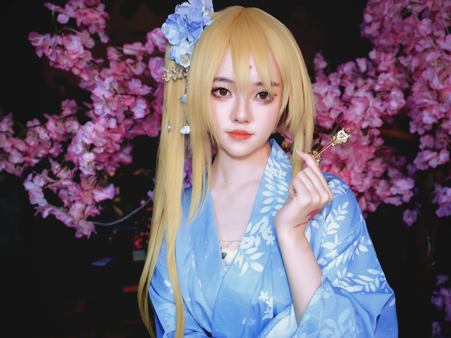 【露西哈特菲利亚cos】蓝白和服下的星灵魔导士 - 第 2 张