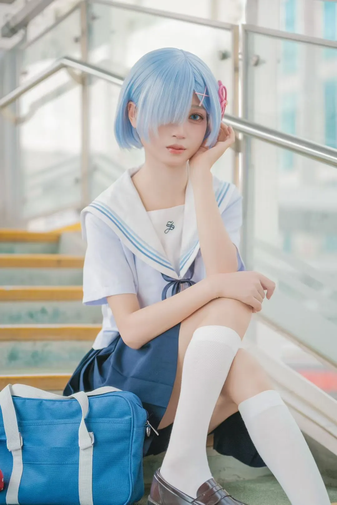 蕾姆的蓝色系约会穿搭 - 第 3 张