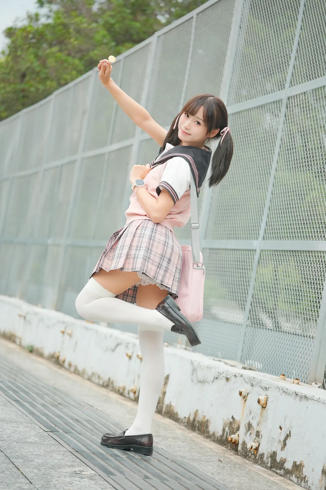 元气少女的JK制服街拍，富士相机的胶片感记录 - 第 3 张