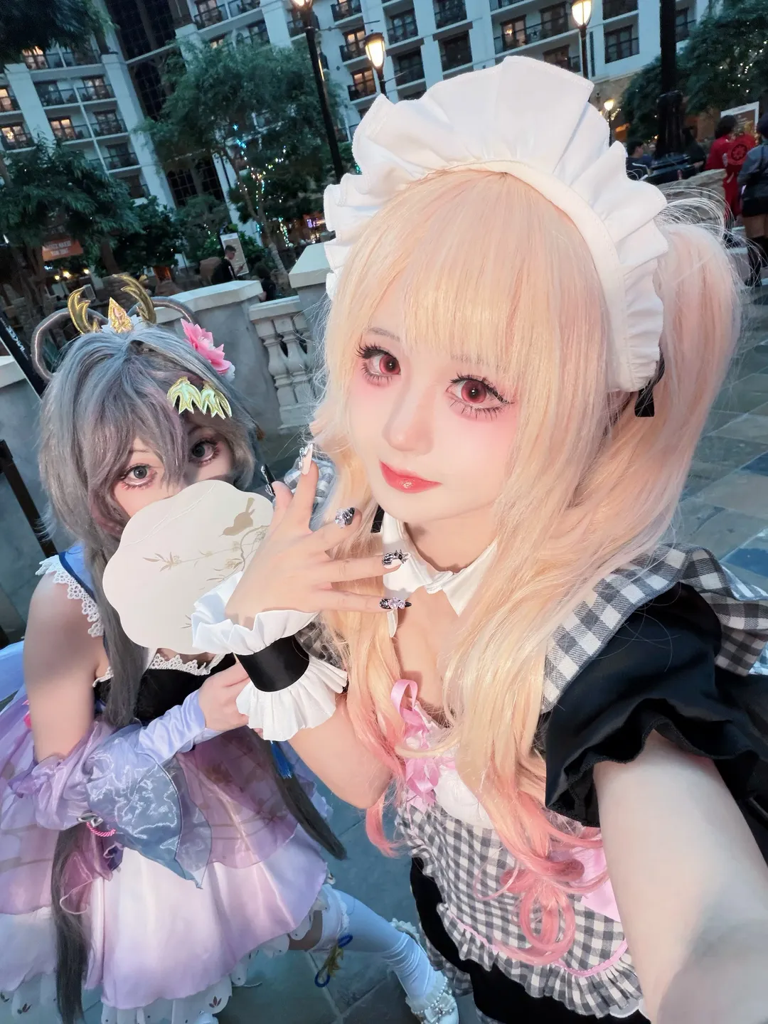 【喜多川海夢cos】三天不同風格的極限漫展，最後還是女僕裝最契合我 - 第 1 張