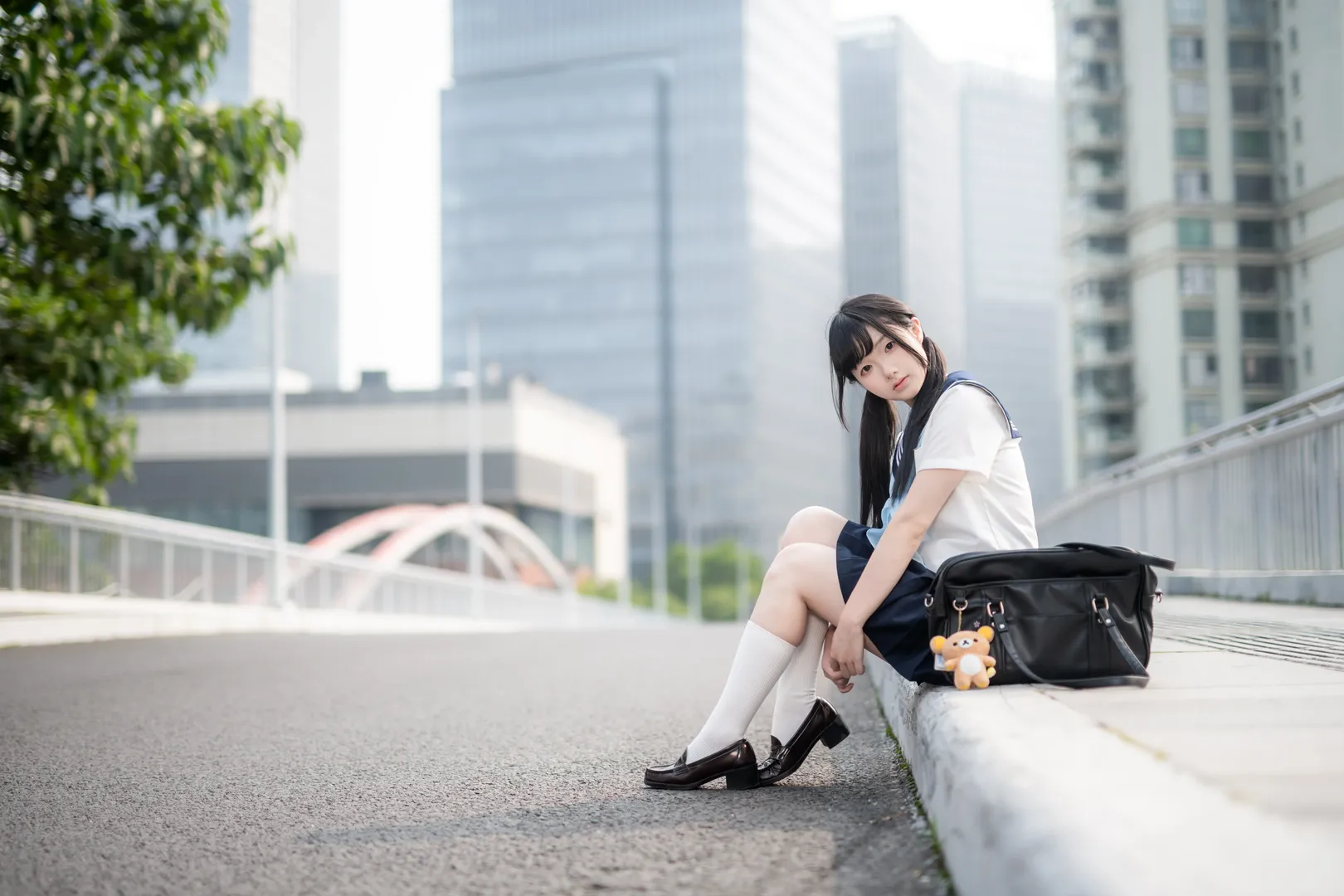 上海的盛夏，日系JK水手服街头写真 - 第 2 张