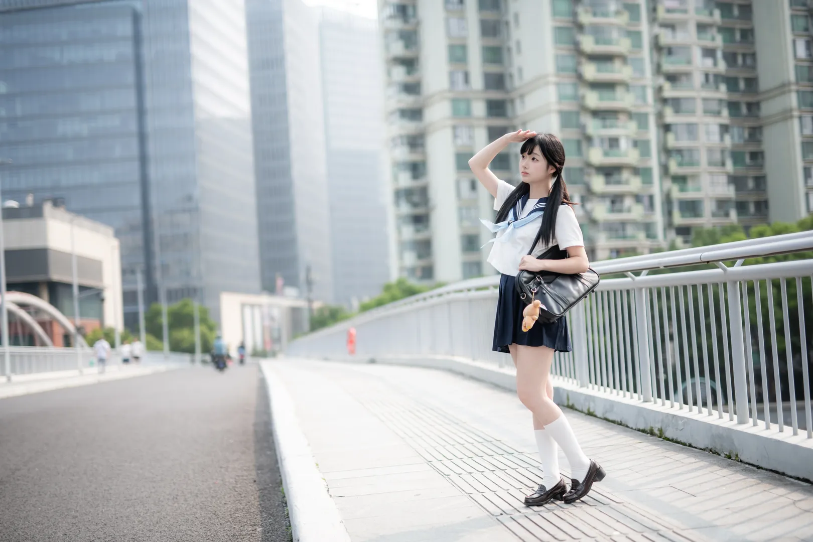 上海的盛夏，日系JK水手服街头写真 - 第 5 张