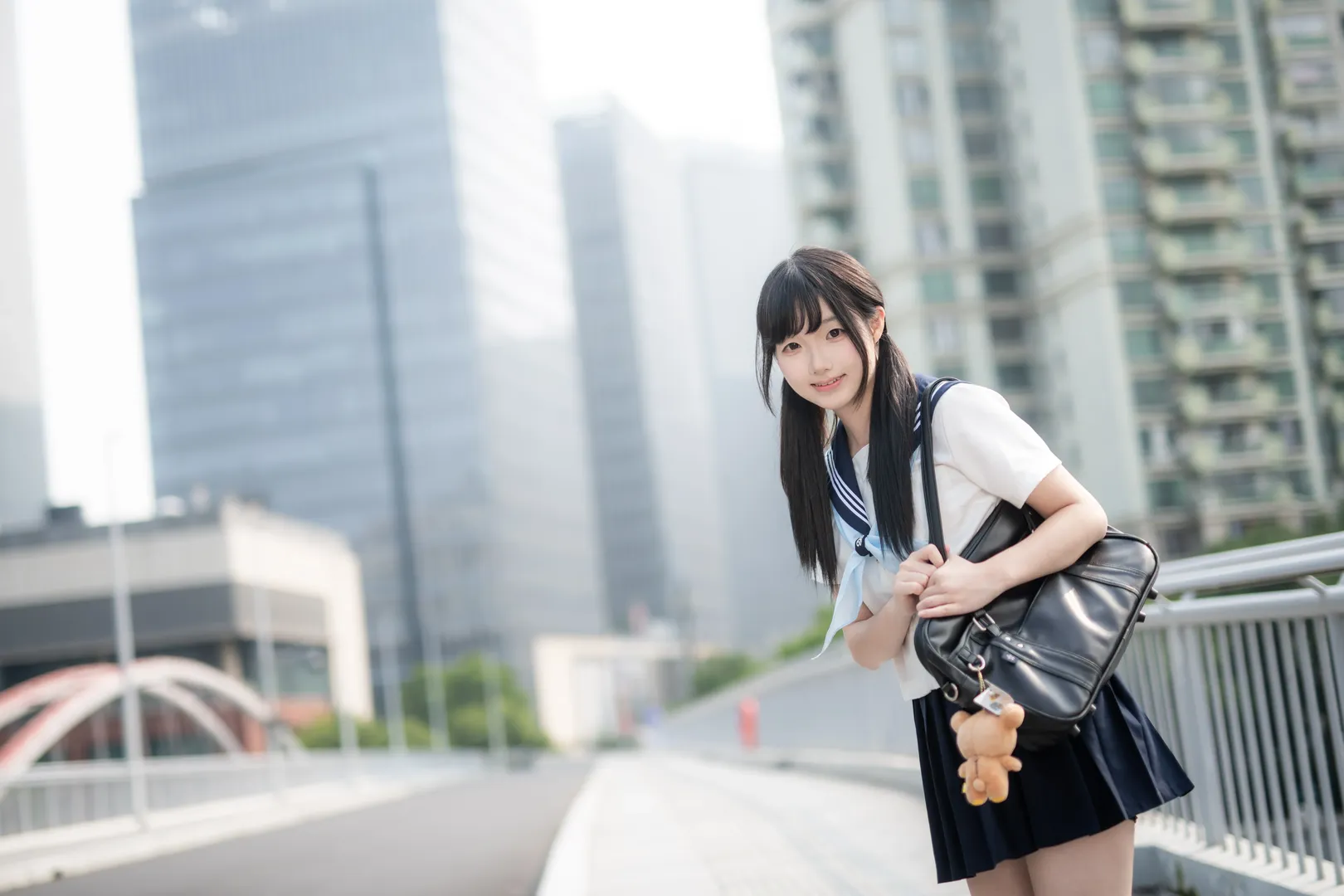 上海的盛夏，日系JK水手服街头写真 - 第 8 张