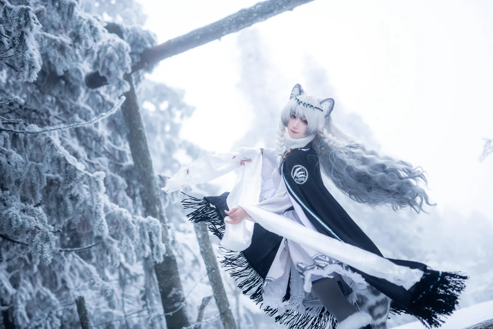 【初雪cos】明日方舟谢拉格的初雪，重庆的雪景太给力了 - 第 2 张