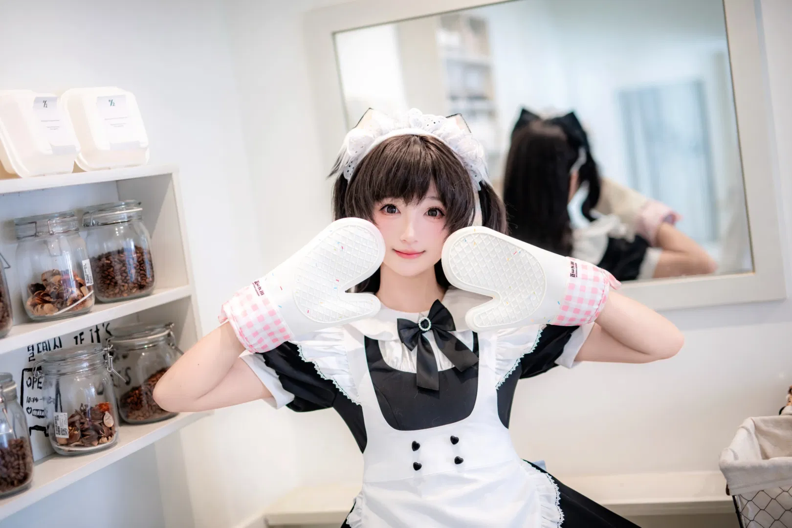 日系女仆装写真 重庆烘焙坊里的白丝日常 - 第 4 张