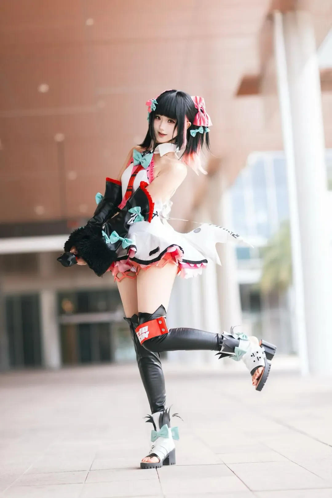 【南宫羽cos】绝区零妄想天使的队长小姐 - 第 3 张