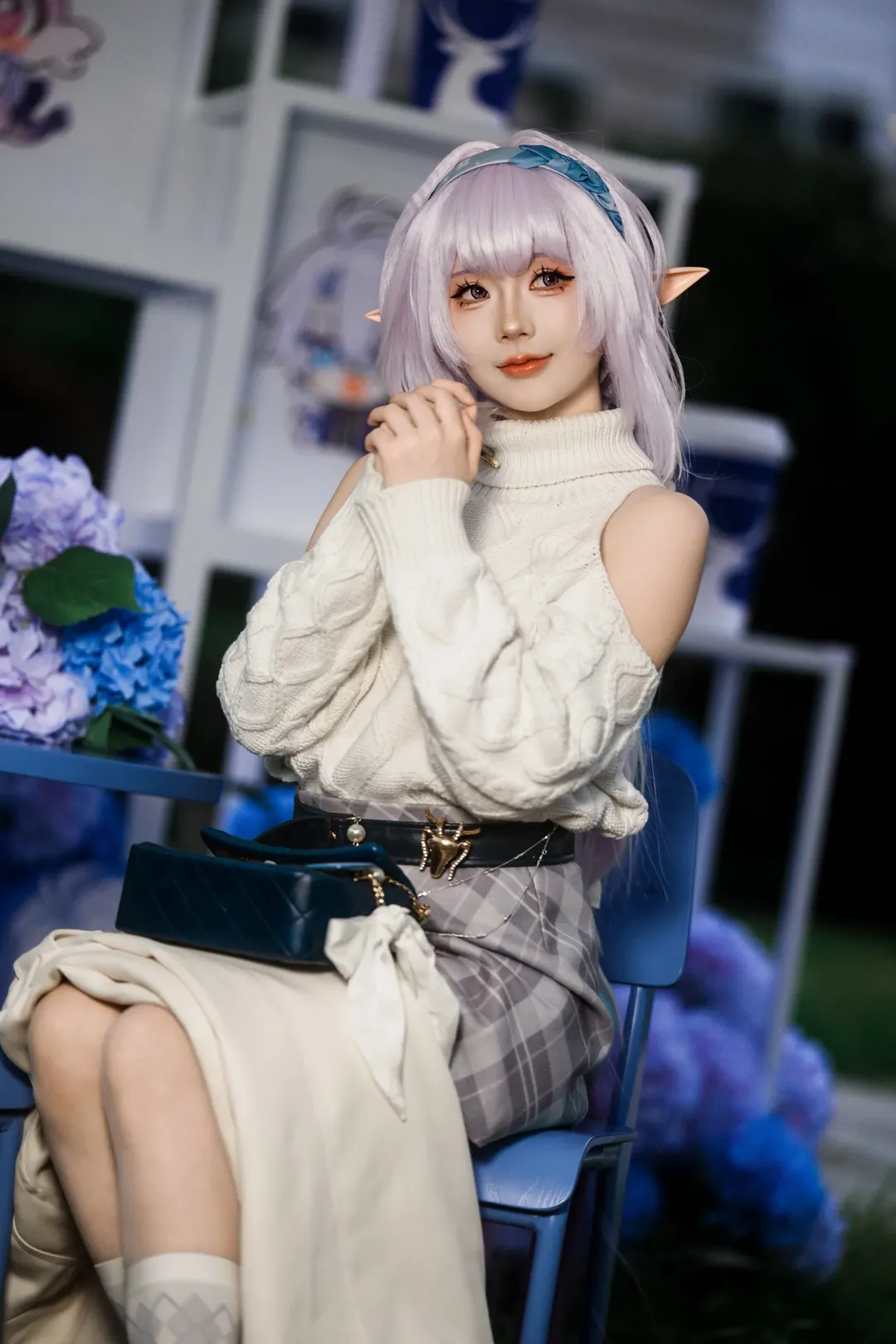 【遐蝶cos】藍調花海里的溫婉純真，夜景下的遐蝶時光 - 第 7 張