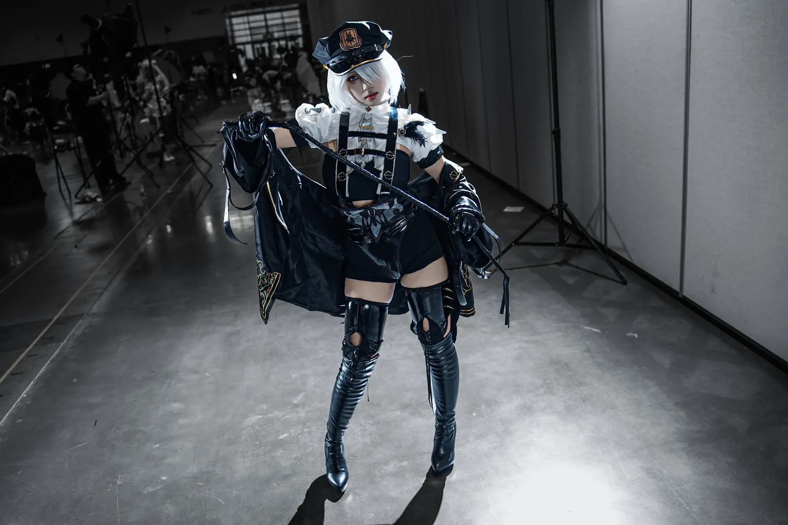 【2B cos】尼尔机械纪元同人执行官，漫展场照返图 - 第 7 张