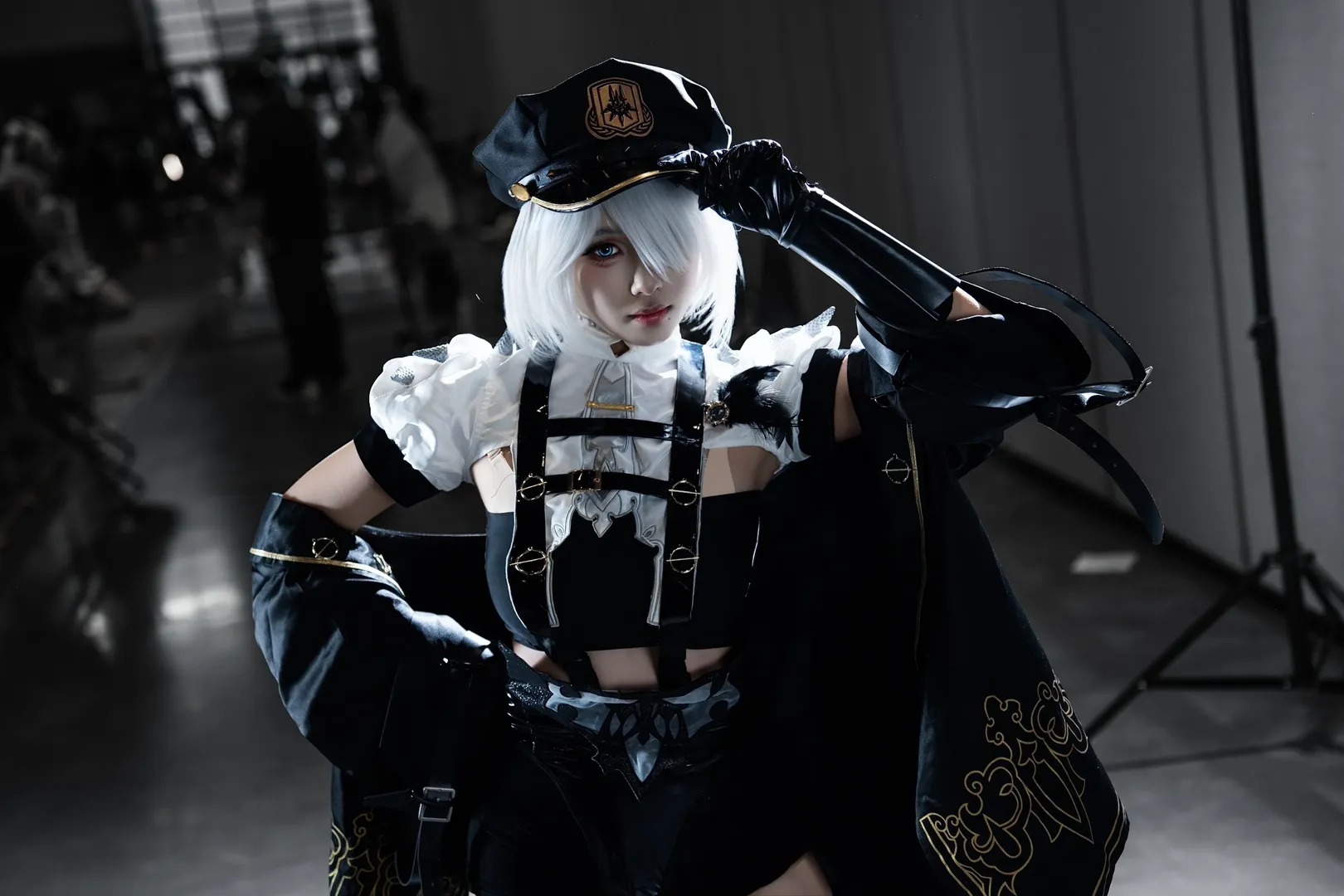 【2B cos】尼尔机械纪元同人执行官，漫展场照返图 - 第 8 张