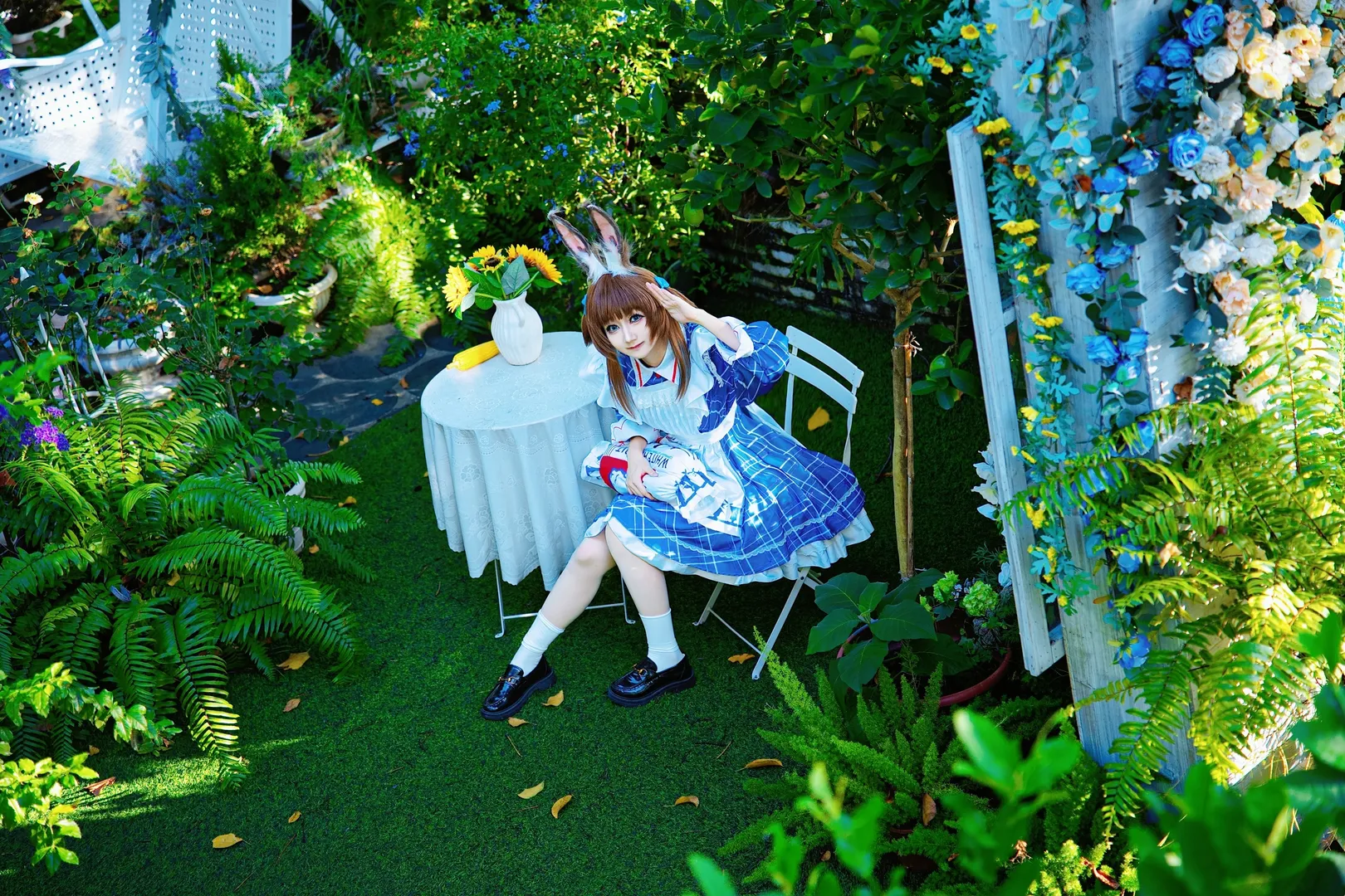 【阿米婭cos】在綠意盎然的花園裡記錄阿米婭的日常 - 第 4 張