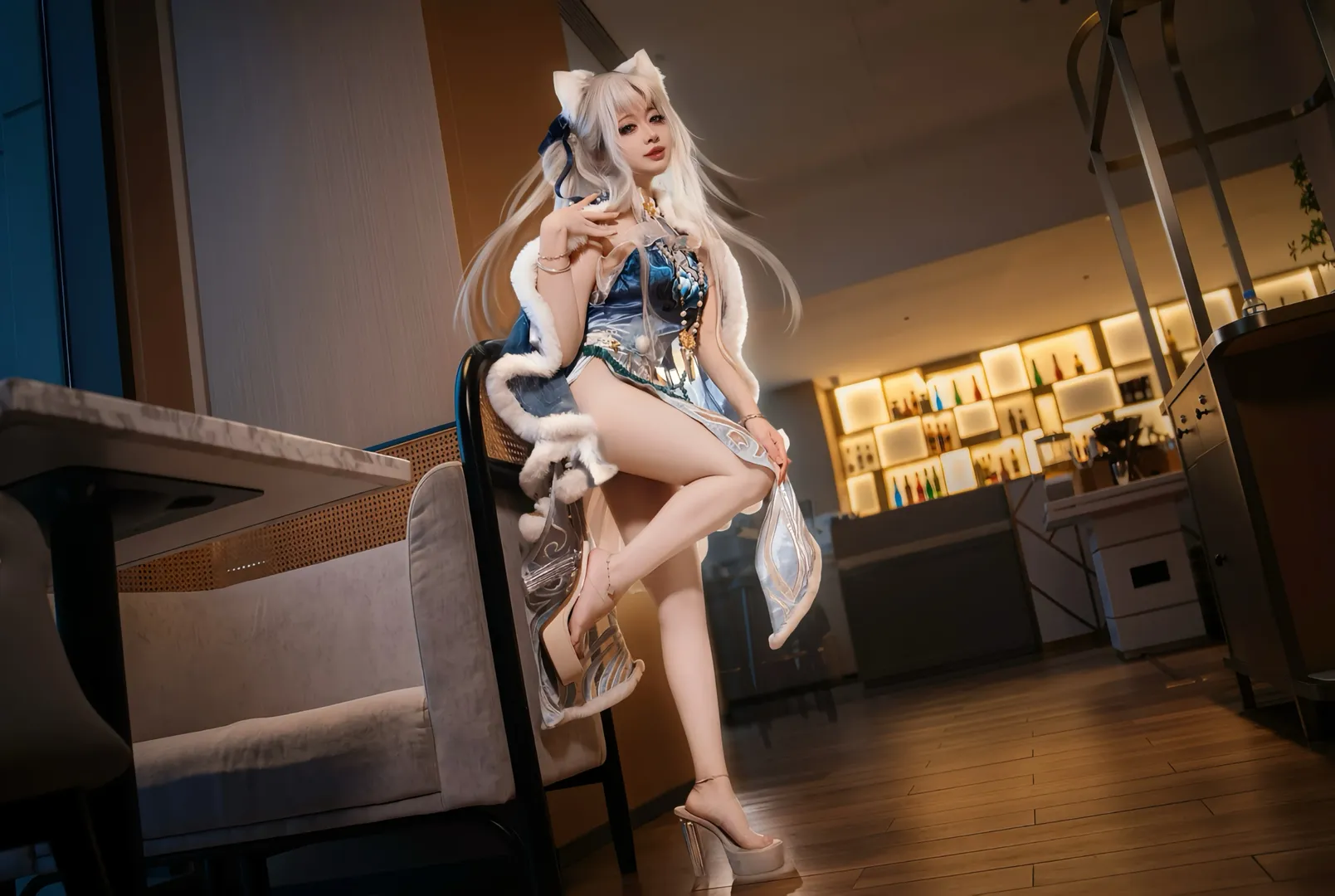 【顧清寒cos】永劫無間藍白毛絨披肩場照返圖 - 第 2 張