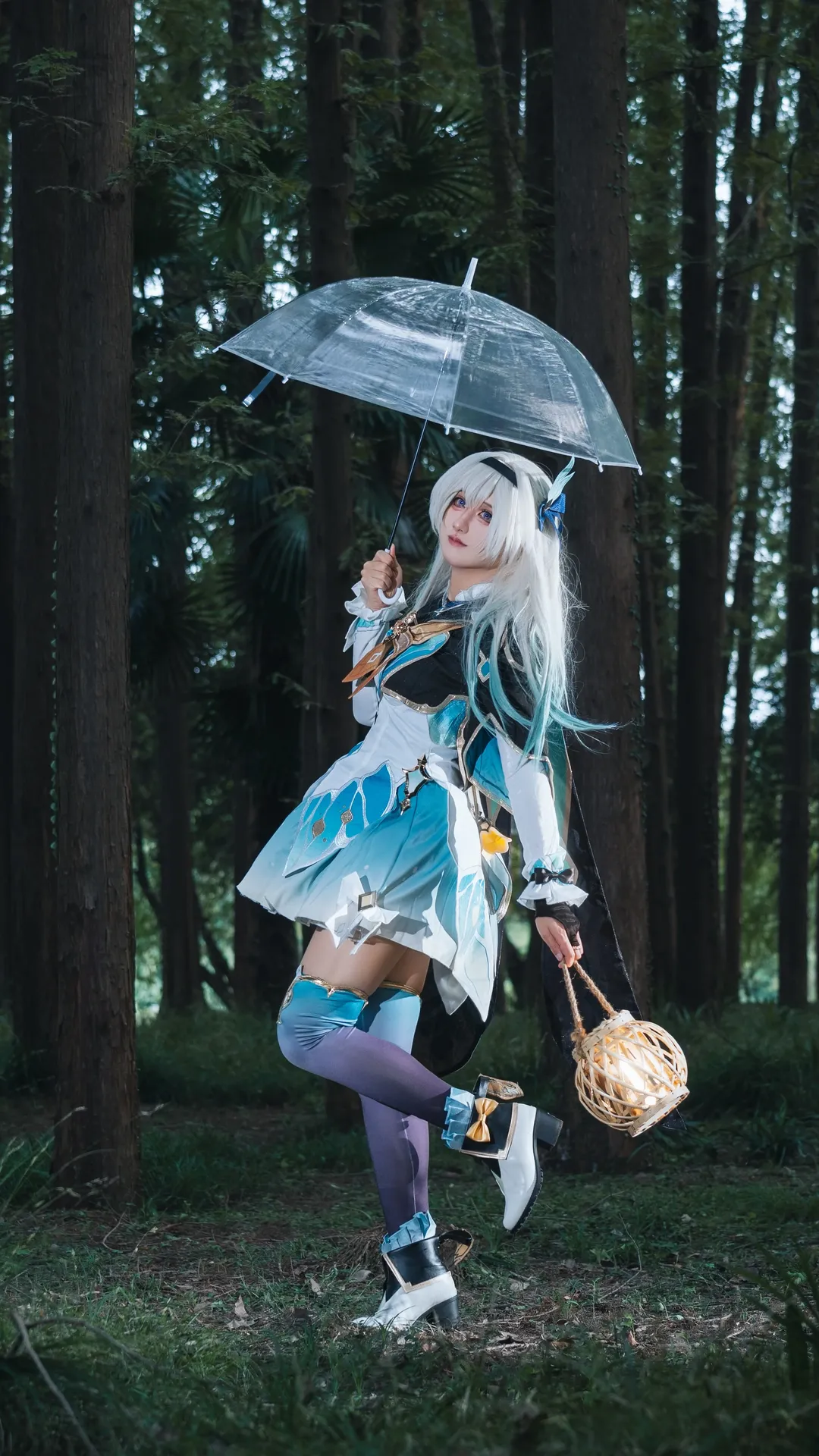 【流萤cos】崩坏星穹铁道 森林提灯与透明伞的奇妙碰撞 - 第 1 张