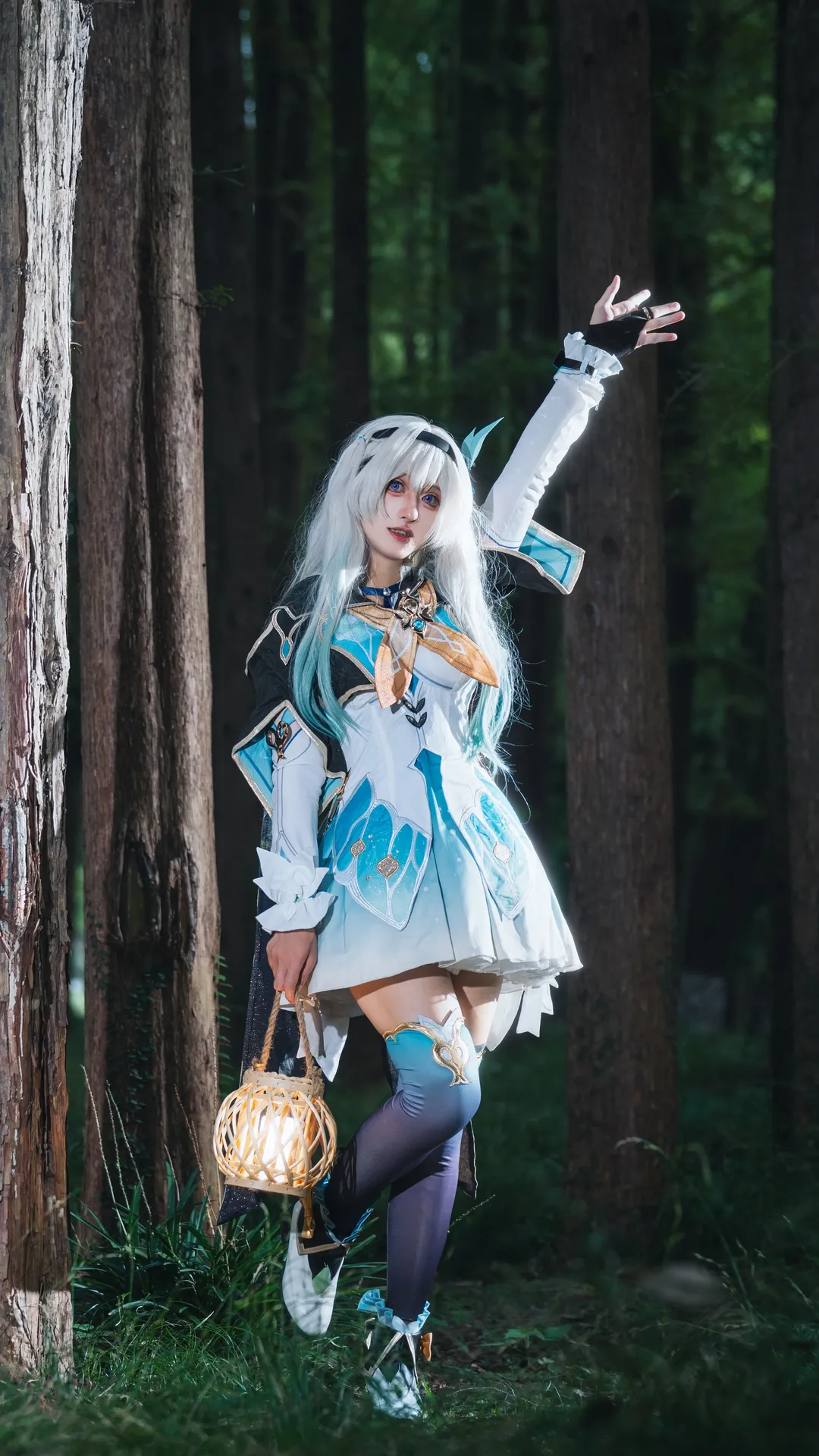 【流萤cos】崩坏星穹铁道 森林提灯与透明伞的奇妙碰撞 - 第 3 张