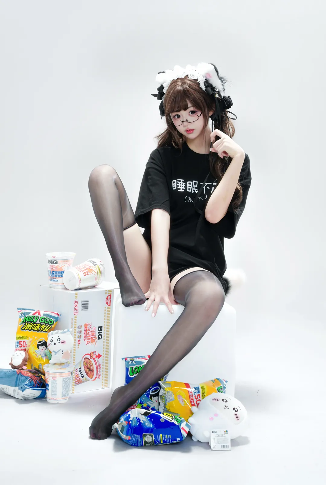 白棚里的慵懒猫娘日常 - 第 3 张