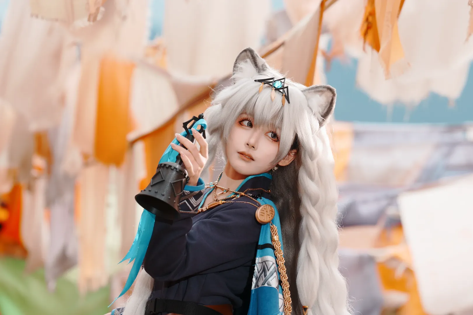 【初雪cos】明日方舟少女祈祷，直出滤镜下的异域风情 - 第 4 张