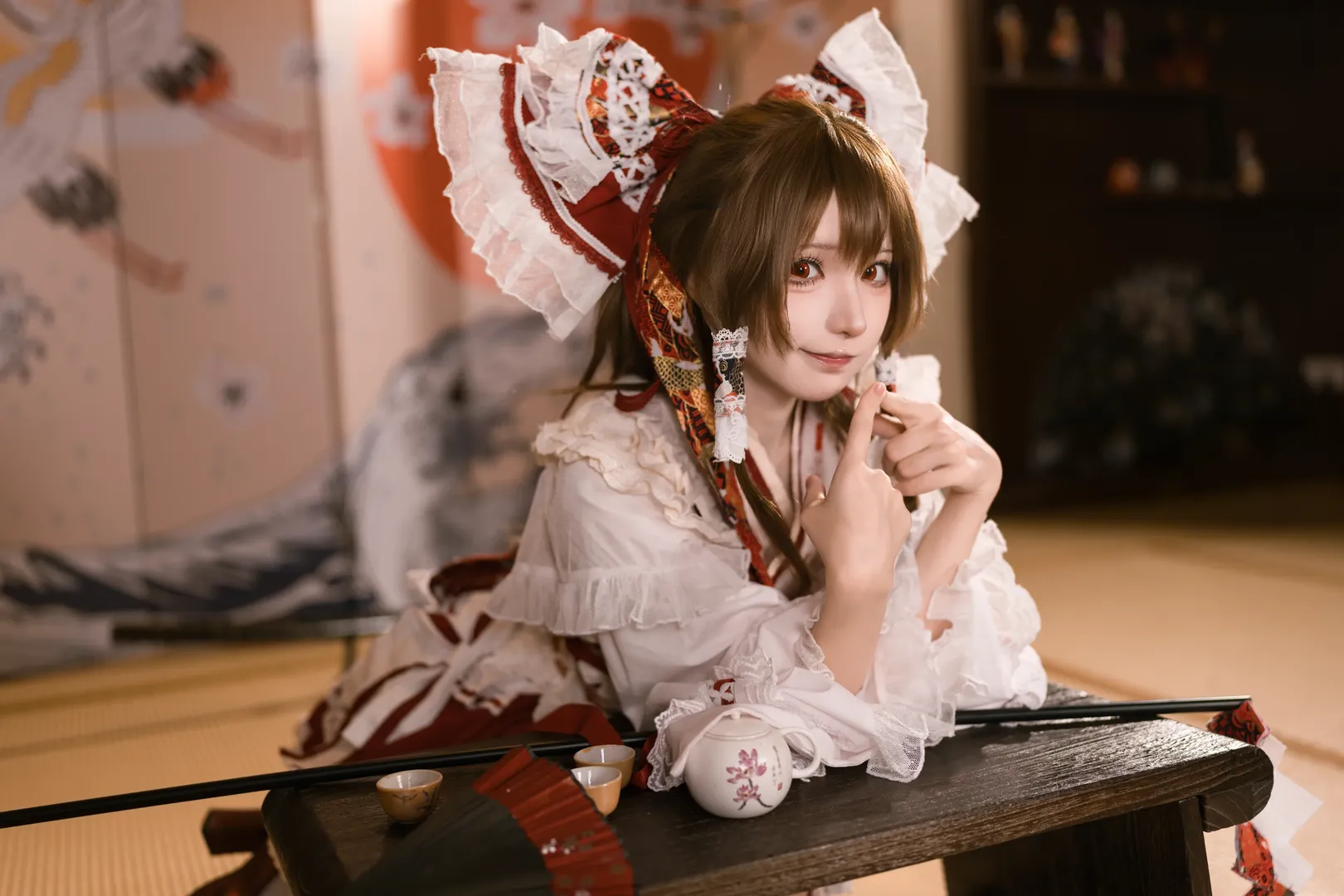 【博麗靈夢cos】神社裡的春日時光與紅白裙襬 - 第 10 張