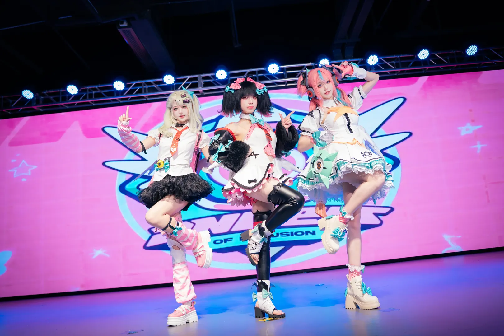 【アリア／南宮羽／千夏 コスプレ】ゼンレスゾーンゼロ 妄想天使ステージ撮影記録 - 3 枚目