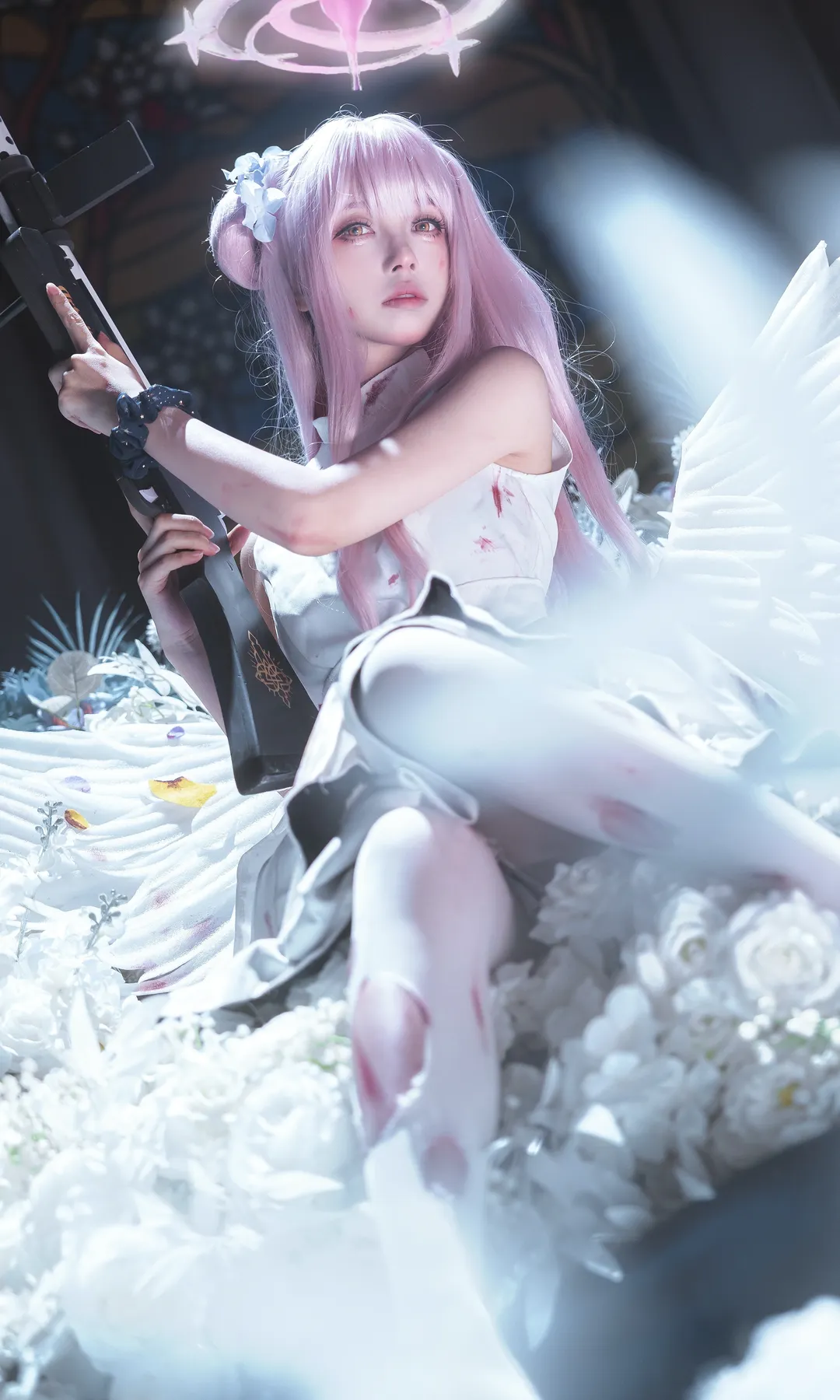【圣园未花cos】碧蓝档案里的纯白战损少女 - 第 1 张