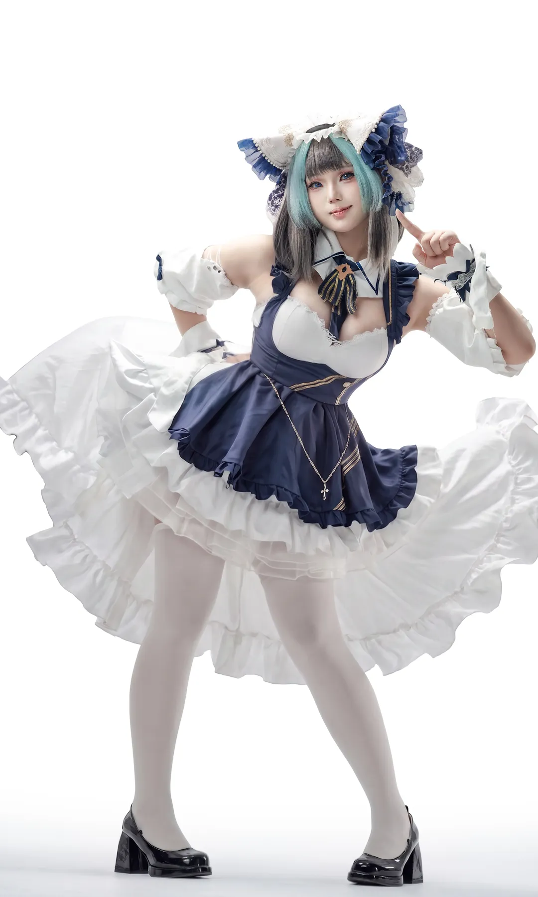 【柴郡cos】碧蓝航线柴郡女仆装，蓝白交织的甜美风暴 - 第 1 张