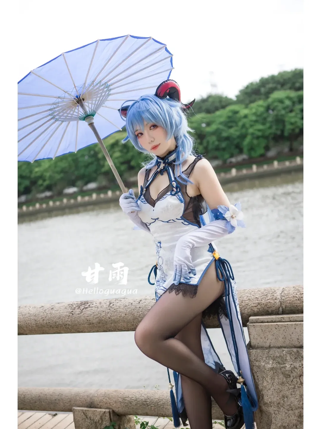 【甘雨cos】原神甘雨穿旗袍搭配黑絲，在廣州螢火蟲漫展的獨特魅力 - 第 1 張