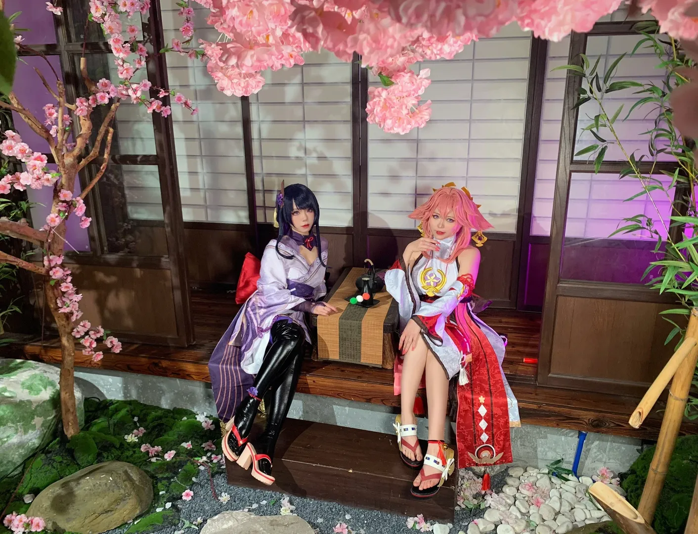 【雷电将军cos】原神鸣神组，樱花庭院下的雷光与狐影 - 第 1 张