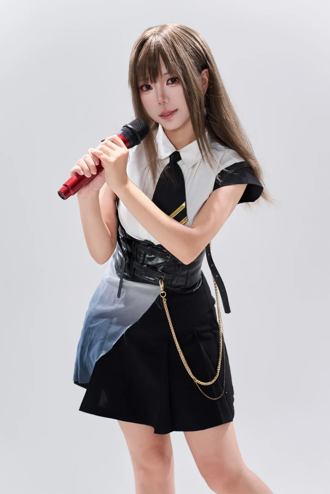 【纯田真奈cos】BanG Dream! 纯田真奈打歌服棚拍记录 - 第 1 张