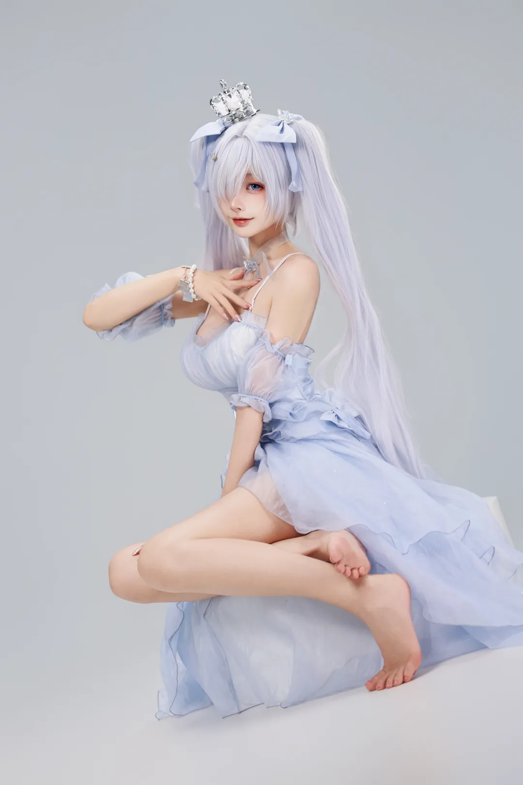 【灰姑娘水晶公主cos】NIKKE胜利女神 服装与动作拍摄记录 - 第 1 张