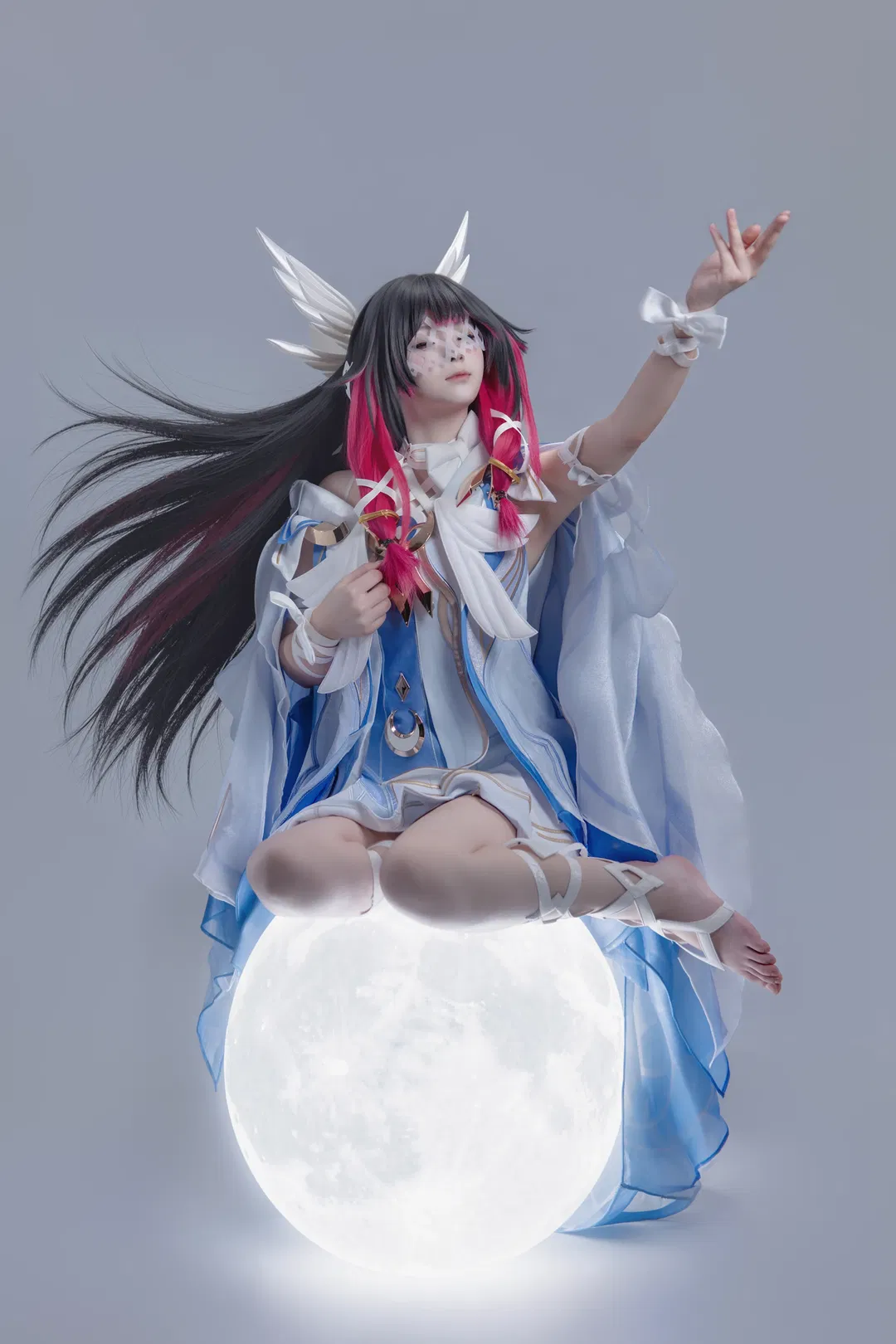 【哥倫比婭cos】藍白輕紗與發光月亮的白棚棚拍記錄 - 第 5 張