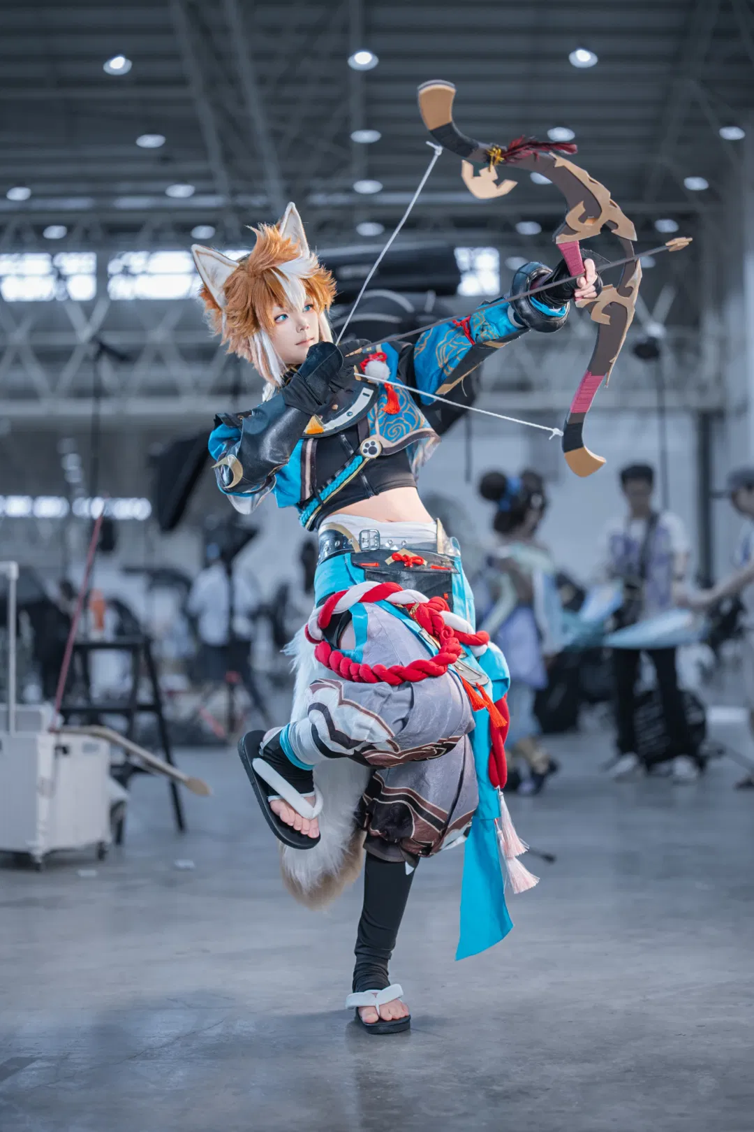 【五郎cos】原神五郎漫展拉弓，这套装备真的太硬核了 - 第 2 张