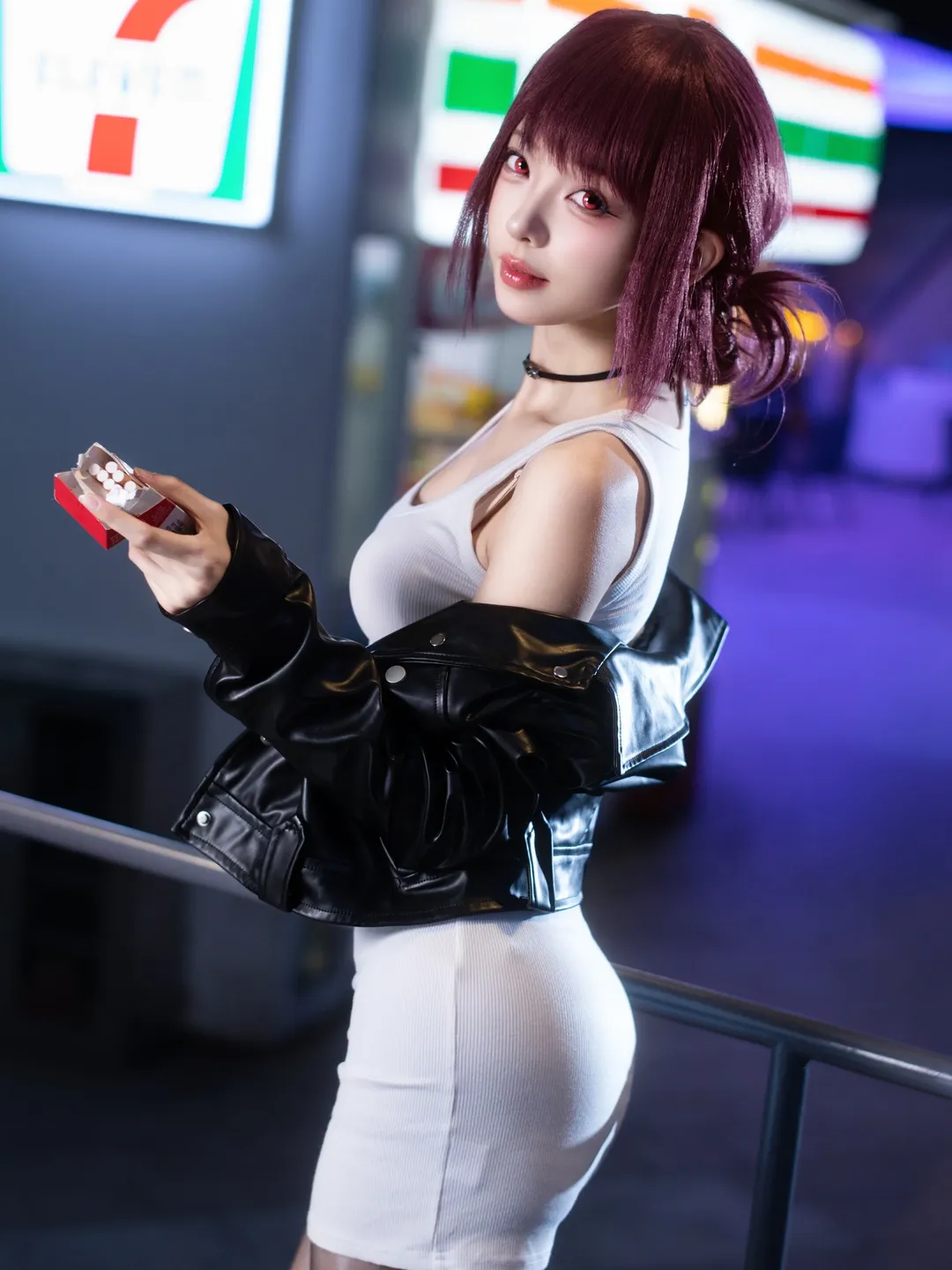 山田小姐cos：皮衣黑絲與深夜便利店的碰撞 - 第 1 張