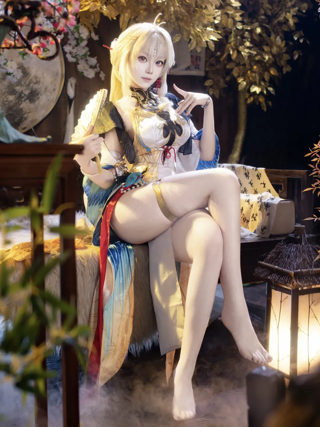 【穗穗cos】鸣潮穗穗执扇赴梦，一袖烟波入人间 - 第 1 张