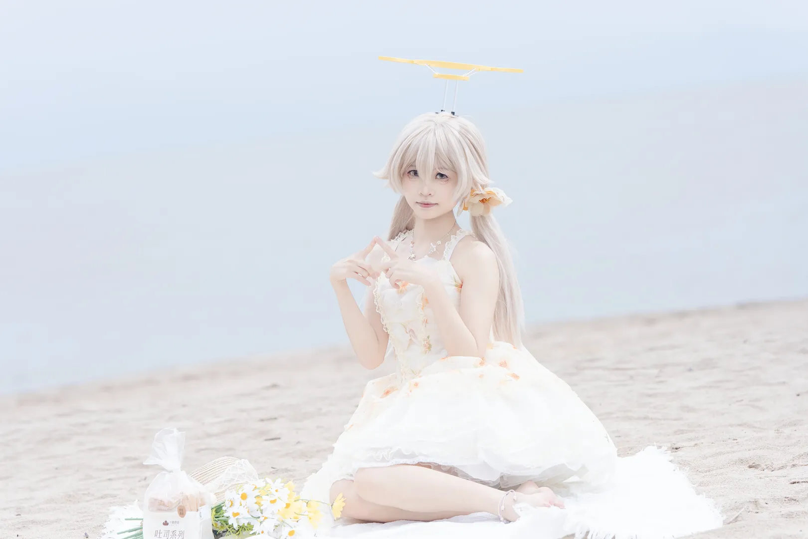 【日富美cos】蔚蓝档案，夏日海滩的清新写真 - 第 3 张