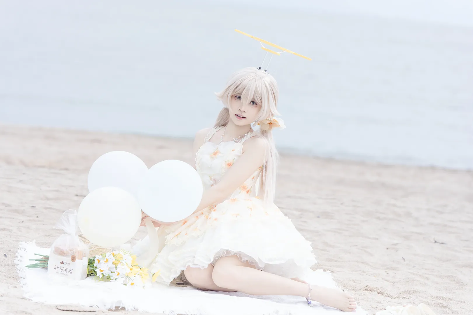 【日富美cos】蔚蓝档案，夏日海滩的清新写真 - 第 5 张