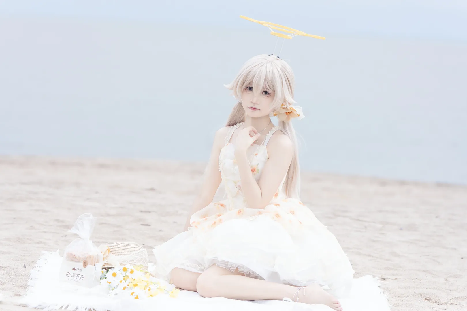 【日富美cos】蔚蓝档案，夏日海滩的清新写真 - 第 6 张