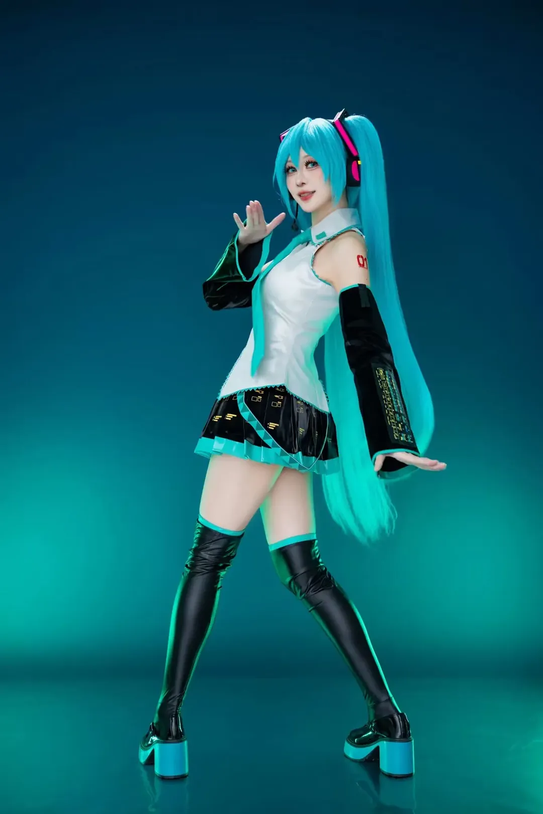 【初音未来cos】初音未来质感写真分享 - 第 2 张