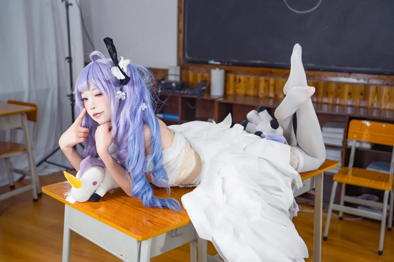 【猫大王cos】碧蓝航线校园课桌上的纯白甜美时光 - 第 2 张